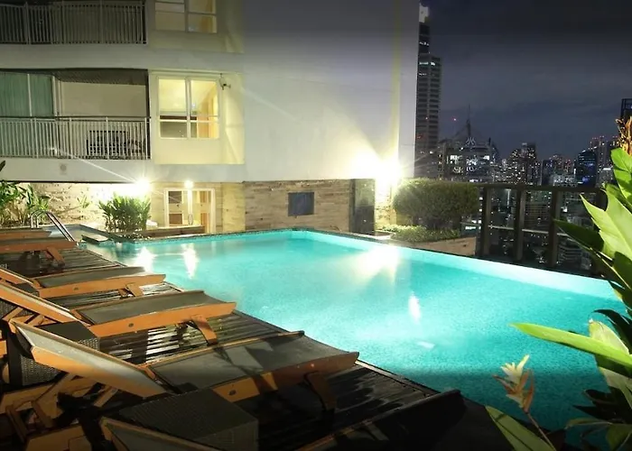 Large With 2beds Bts Chitlom Sukhumvit Bkk Bangkok