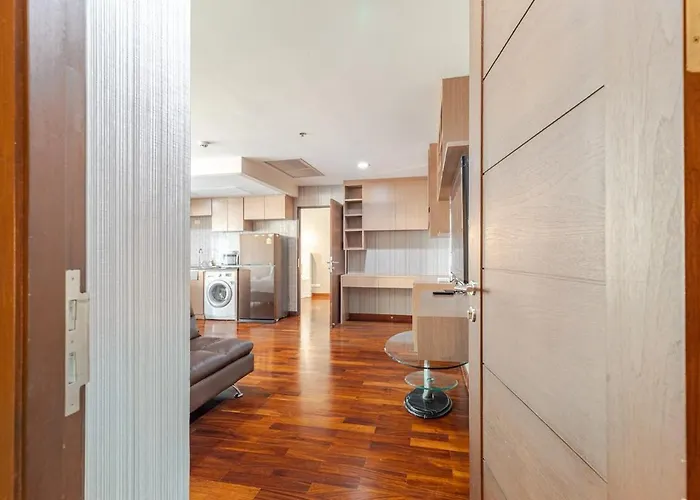 Apartment Large With 2beds Bts Chitlom Sukhumvit Bkk Bangkok