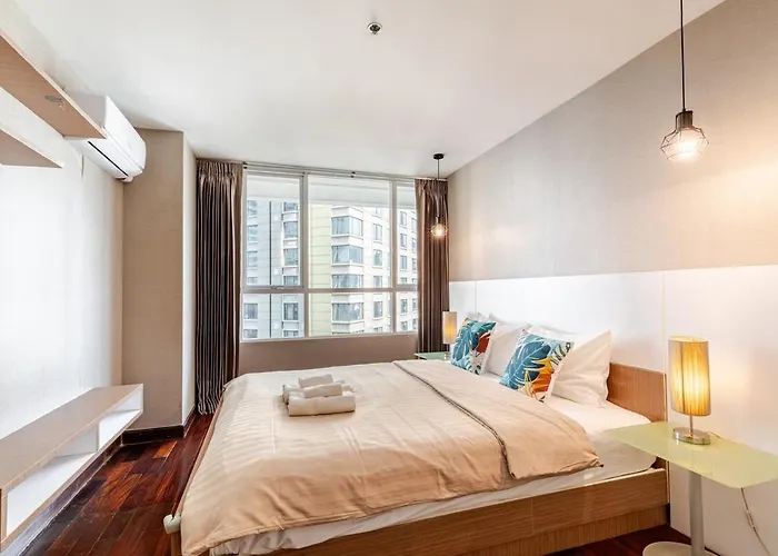 Large With 2beds Bts Chitlom Sukhumvit Bkk Apartment Bangkok