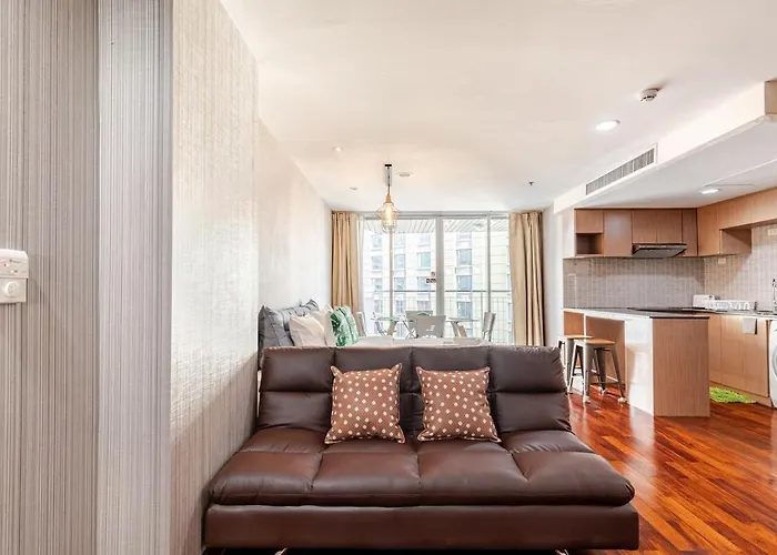 Large With 2beds Bts Chitlom Sukhumvit Bkk Apartment
